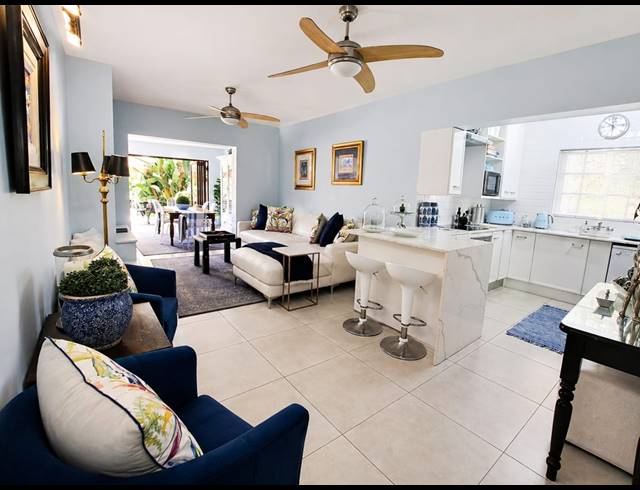 2 BEDROOM TOWNHOUSE FOR SALE IN PEACEHAVEN